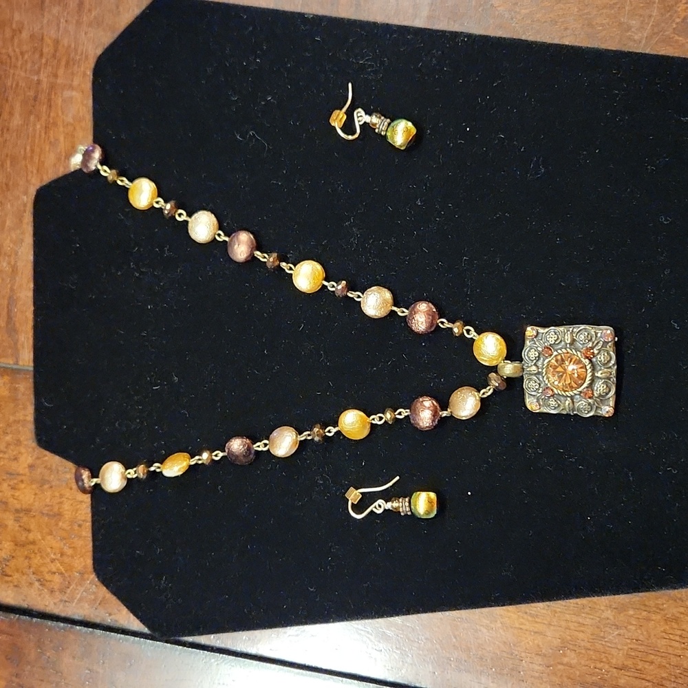 Sade Design Bronze Metallic Necklace & Earrings